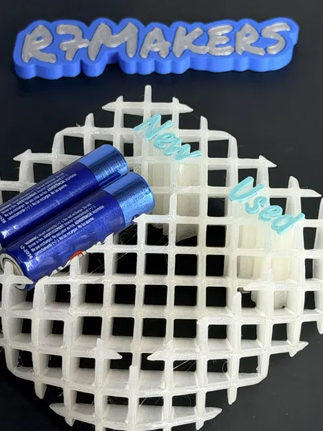 Khay đựng pin AA/AAA R7 Lattice | Phụ kiện cho Studio & Sân khấu | R7 Makers - Image 2