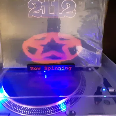 Giá đỡ đĩa than Vinyl Record Stand kèm bảng tên trang trí