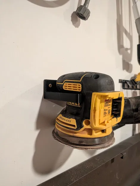 Giá treo tường cho máy chà nhám Dewalt DCW210B - Image 1
