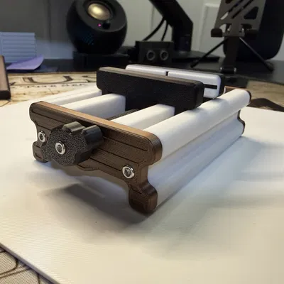 Ê-tô mini để bàn tự định tâm