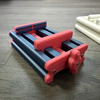 Ê-tô mini để bàn tự định tâm