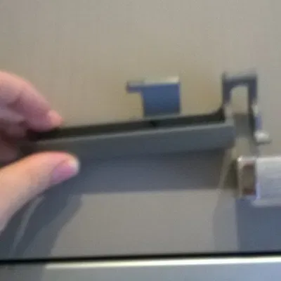 Giá đỡ máy tính bảng gắn tủ bếp V2