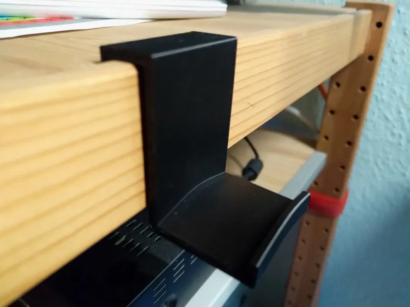 Giá treo tai nghe gắn kệ Ivar - Giải pháp tối ưu không gian - Image 1