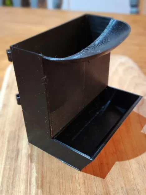 Máng Ăn / Phễu Đựng Cát Sỏi Cho Gà - Image 4