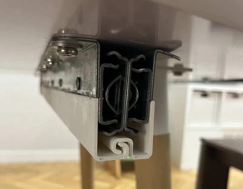 Ốp Bảo Vệ Cạnh Thanh Ray Bàn Mở Rộng (An Toàn Cho Trẻ Em) - Image 2