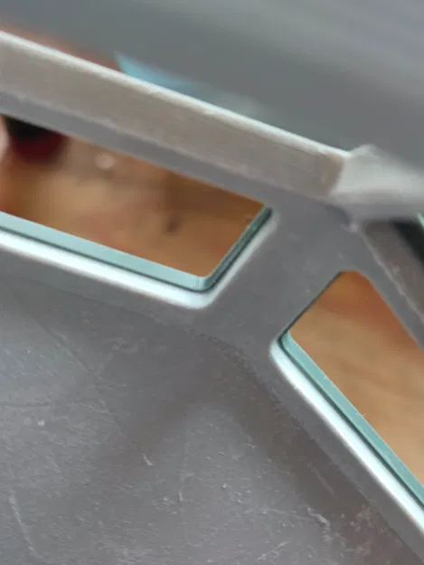 Bộ khung cửa sổ chi tiết cho mô hình tàu kéo 1907 TUG - Image 2