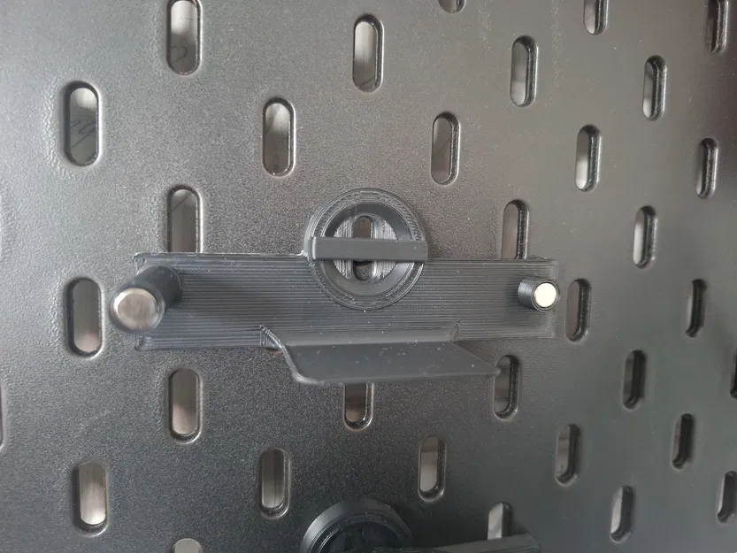 Giá đỡ Side Plate Razer Naga V2 Pro cho bảng Skadis với T-Clip - Image 2