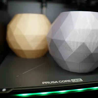 Bình hoa Noperthedron - Mô hình đa diện độc đáo