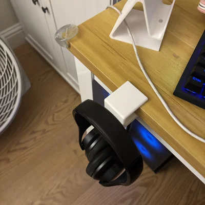 Bộ giá đỡ điện thoại và móc treo tai nghe in 3D tiện ích