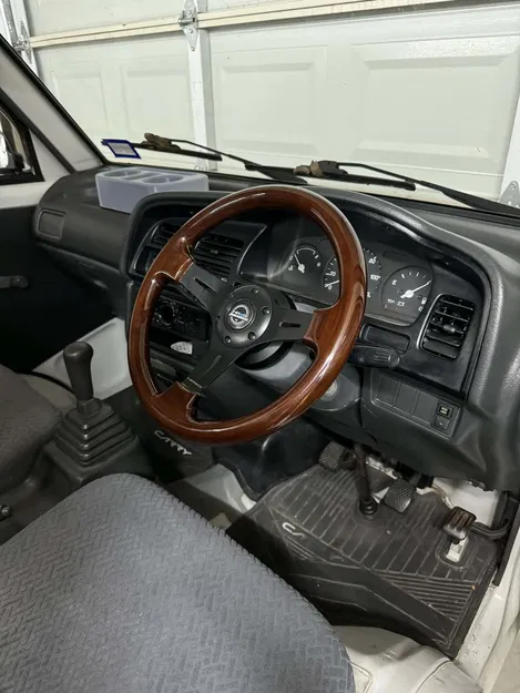 Bộ adapter tự trả xi-nhan cho short hub NRG trên Suzuki Carry - Image 1