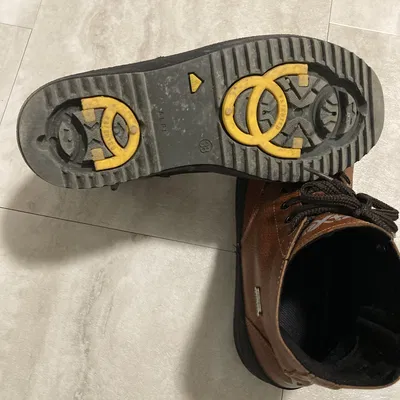 Dụng cụ hỗ trợ lật đinh ủng (Boot Spike Cleat Flipping Tool)