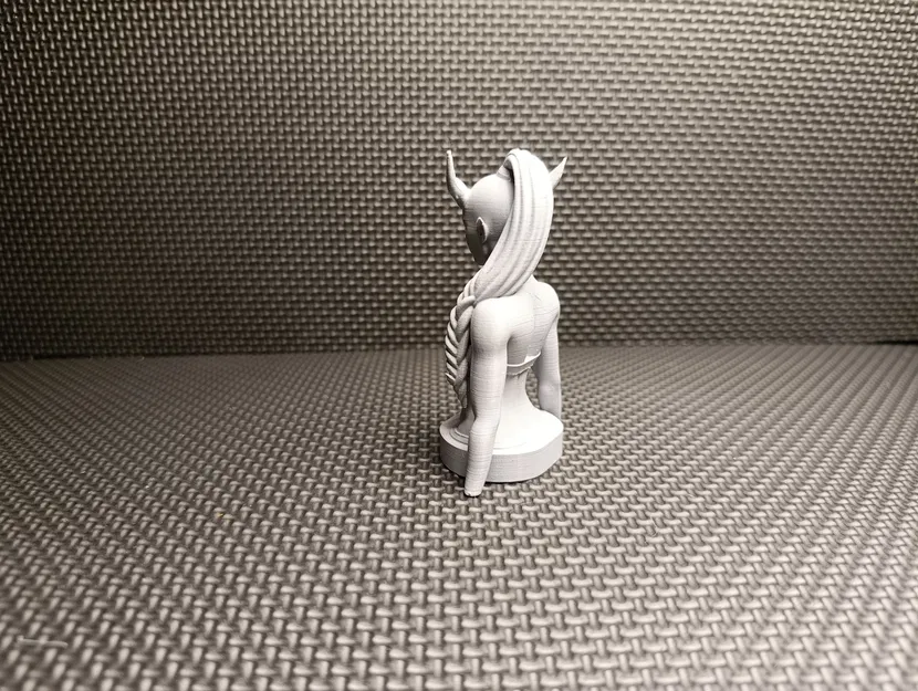 Tượng Bust Cô Nàng Tiefling Phong Cách Dark Fantasy - Image 3