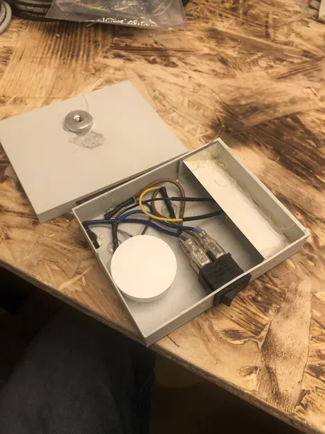 Đèn mini tự chế hỗ trợ hàn mạch cực tiện lợi - Image 3