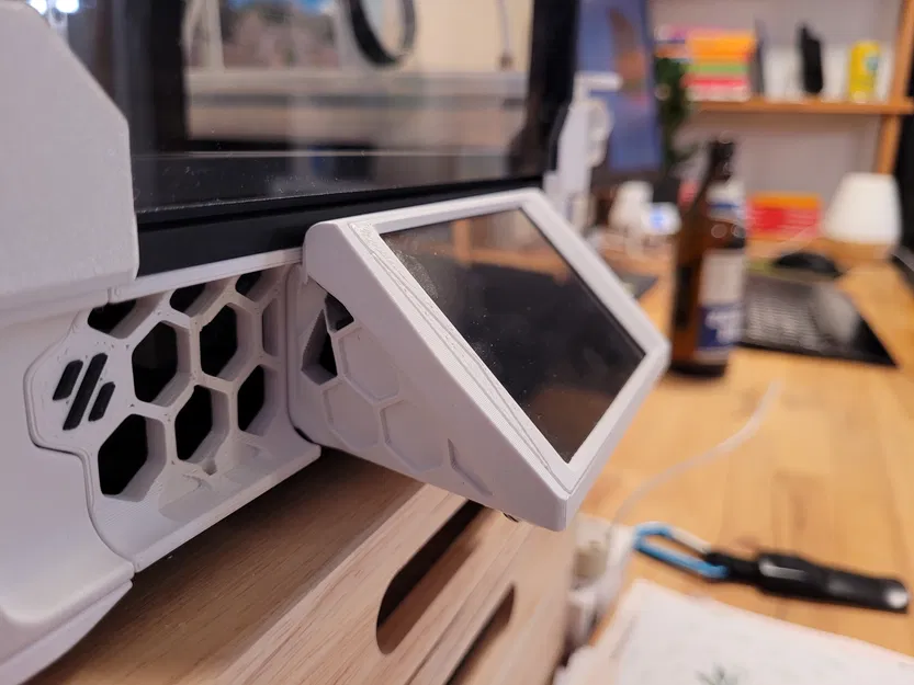 Vỏ gắn màn hình cảm ứng TFT35 SPI V2.1 cho Voron 0.2 (bản remix) - Image 1