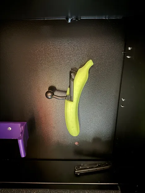 Giá đỡ khóa nòng (bolt) súng CZ 457 hình quả chuối - Image 2