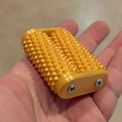 Dụng cụ lăn tay thư giãn Spikey (Spikey Hand Roller)