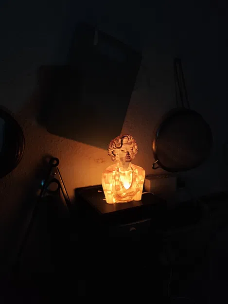 Đèn ngủ 3D in hình Marilyn Monroe sang trọng và nghệ thuật - Image 2