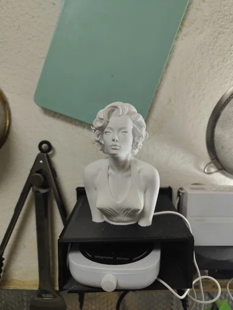 Đèn ngủ 3D in hình Marilyn Monroe sang trọng và nghệ thuật - Image 3