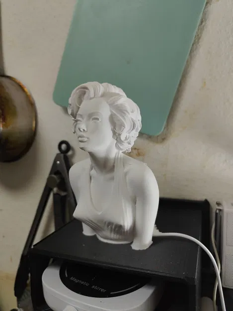 Đèn ngủ 3D in hình Marilyn Monroe sang trọng và nghệ thuật - Image 6