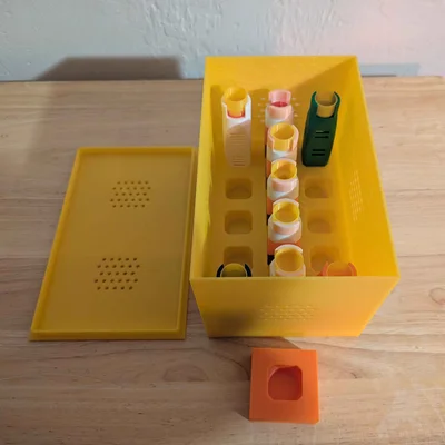Hệ thống nuôi ong chúa in 3D – 45 chén 6