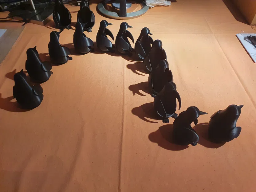 Ly đựng trứng hình chim cánh cụt (Penguin Egg Cup) - Image 3