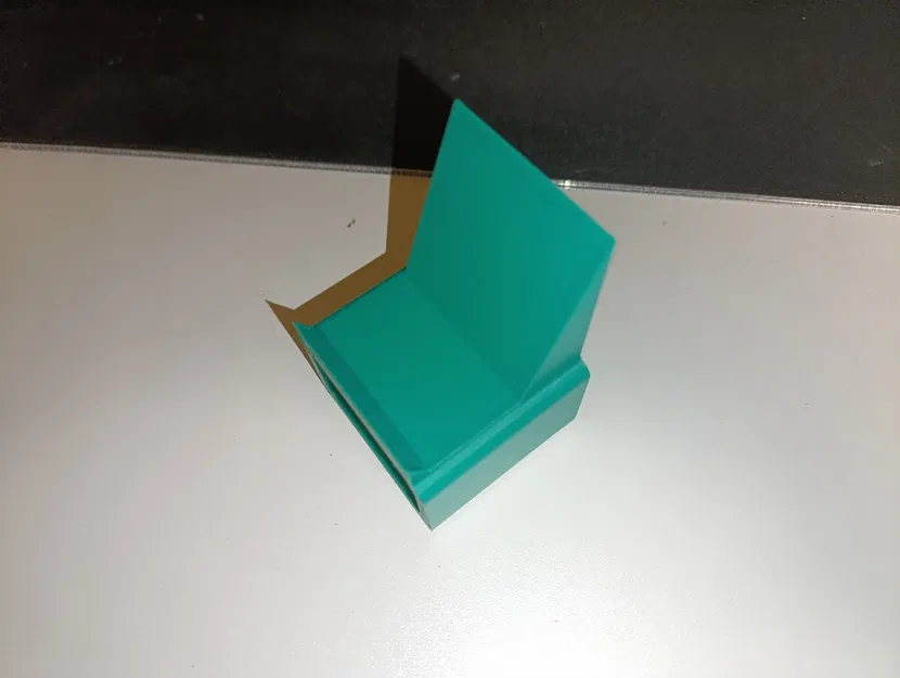 Giá đỡ củ sạc kiêm kệ điện thoại thông minh in 3D gọn gàng - Image 4