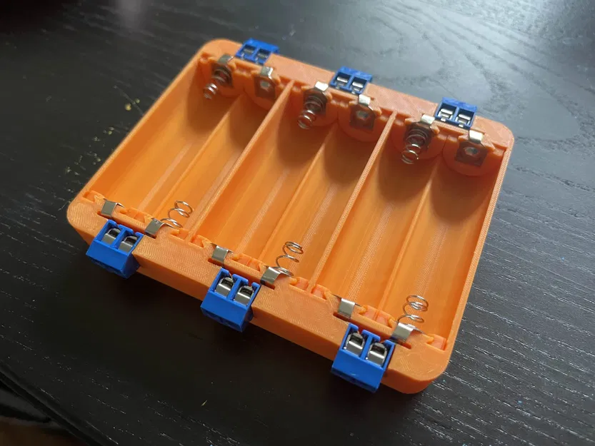 Hộp kiểm tra pin AA tùy chỉnh với cọc đấu dây bắt vít - Image 1