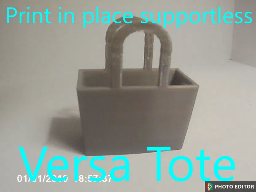 Mini Versa Tote – Mẫu túi xách 3D hiện đại với quai cầm cố định - Image 1