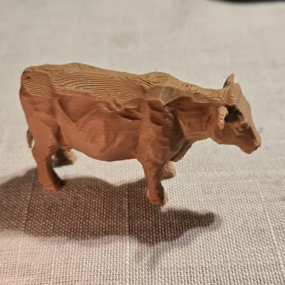 Mô hình chú bò chạm khắc (Carved Cow)