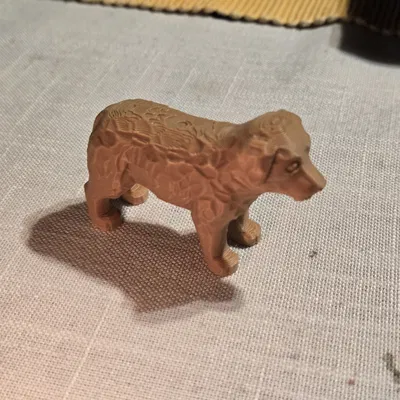 Chú Chó - Phong Cách Chạm Khắc Gỗ