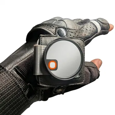 Ngàm gắn gương chiếu hậu 3D cho găng tay e-RIDES tiện lợi