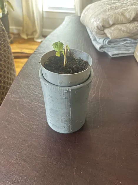 Chậu trồng cây tự tưới thông minh in 3D tiện lợi - Image 1