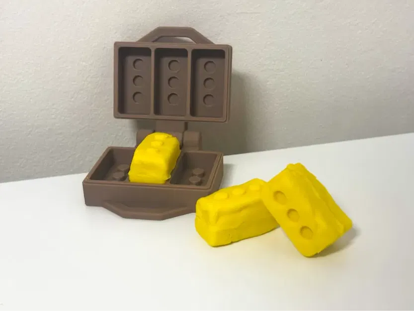 Khuôn ép gạch Lego bằng đất nặn siêu đáng yêu cho bé - Image 1