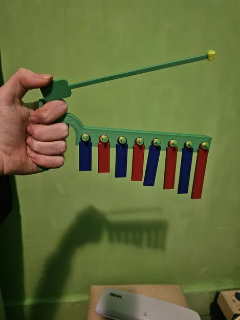 Đàn xylophone cầm tay (món đồ chơi gây ồn ào khó chịu) - Image 1