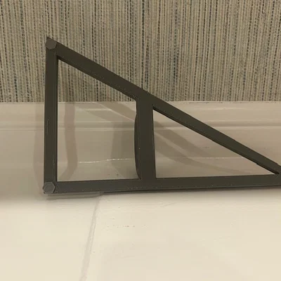 Thước kẻ tam giác hỗ trợ vẽ hình học in 3D tiện dụng