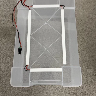 Snapmaker U1 - Ngàm kẹp dải đèn LED cho nắp thùng Samla