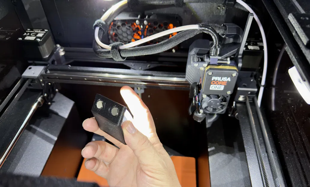 Giá đỡ đèn LED RGB điều khiển từ xa cho Core One - Image 5