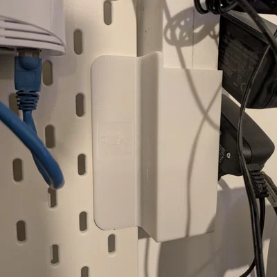 Giá treo ổ cắm điện IKEA KOPPLA cho bảng treo Skadis in 3D