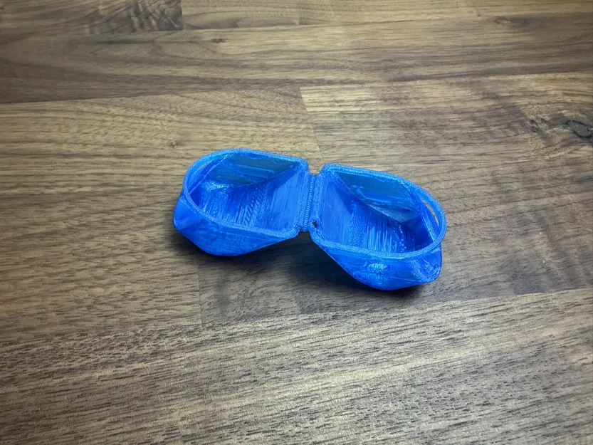 Ốp bảo vệ thiết bị định vị GPS Tractive cho mèo - Image 6