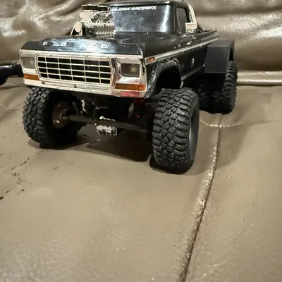 Bộ chắn bùn bánh đôi (Dually Fender) tùy chỉnh cho Traxxas TRX-4M