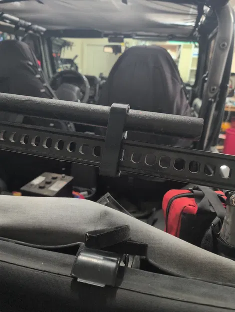 Phụ kiện cố định tay cầm kích Hi-Lift chống rung lắc hiệu quả - Image 1