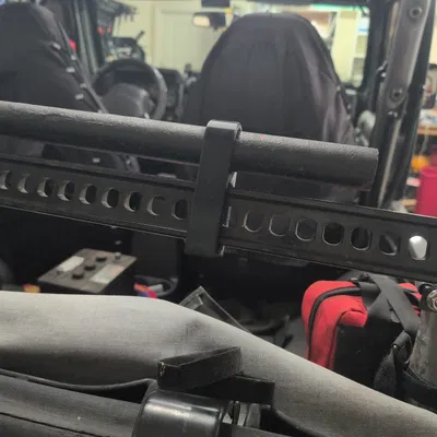 Phụ kiện cố định tay cầm kích Hi-Lift chống rung lắc hiệu quả