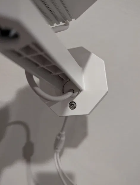 Miếng đệm lỗ luồn dây cho Reolink Duo 3 - Image 1