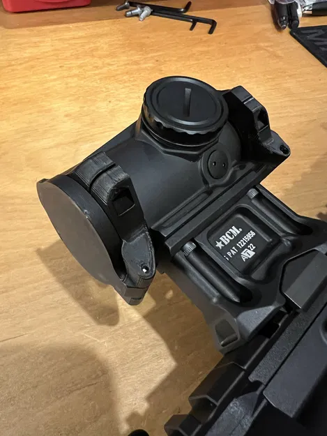 Nắp che dạng lật cho kính ngắm Swamp Fox Raider 1x - Image 1