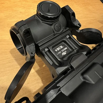 Nắp che dạng lật cho kính ngắm Swamp Fox Raider 1x