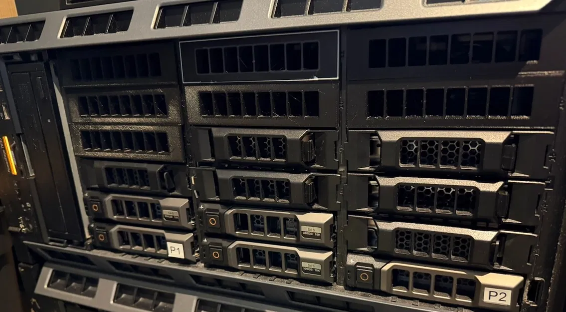 Nắp đậy khe ổ cứng 3.5 inch chuẩn DELL Poweredge - Image 3