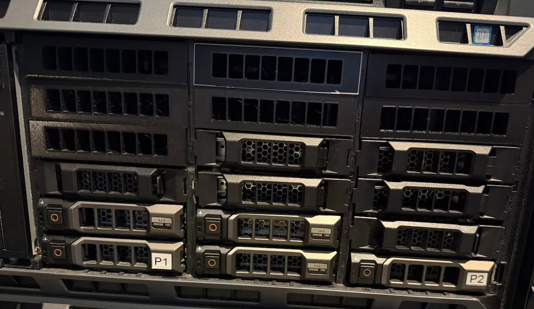 Nắp đậy khe ổ cứng 3.5 inch chuẩn DELL Poweredge - Image 5