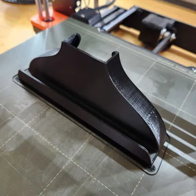 Giá treo vợt bóng bàn in 3D gọn gàng cho bàn chơi game