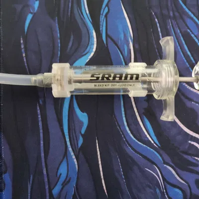 Giá đỡ xi-lanh xả dầu SRAM (23.8 mm) – Lắp từ trên hoặc phía trước