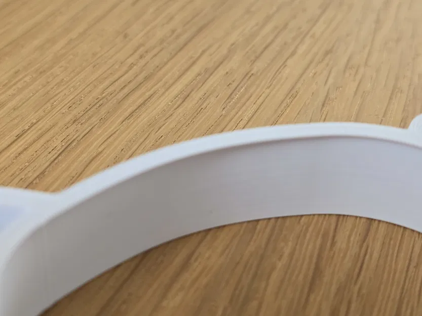 Mô hình Chú thỏ Phục sinh cho trứng Kinder Surprise - Image 3